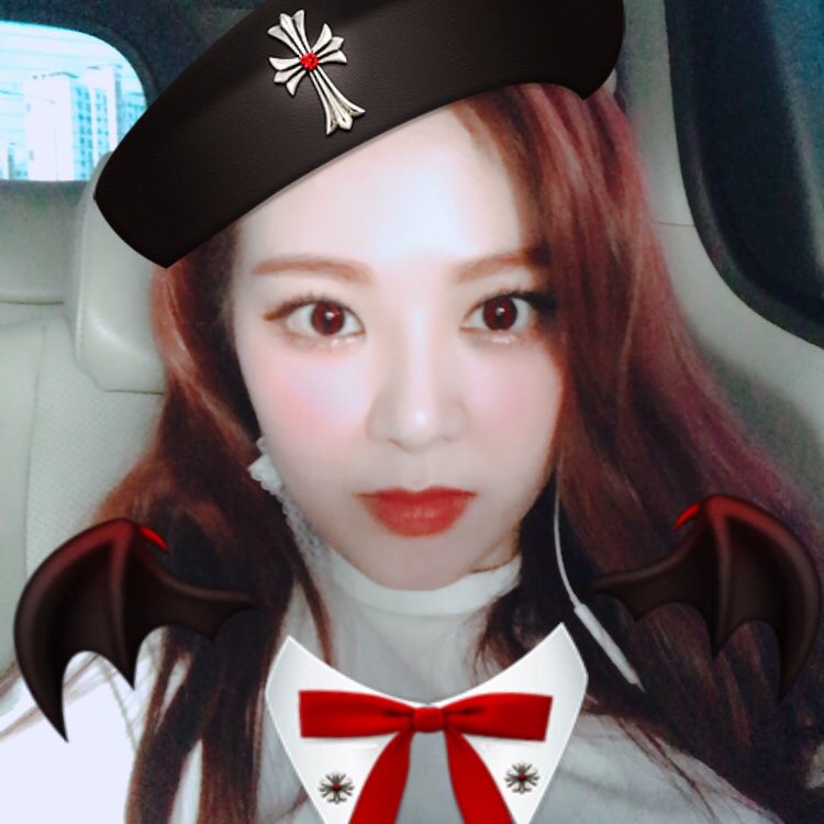 Kimdohee__ tweet picture