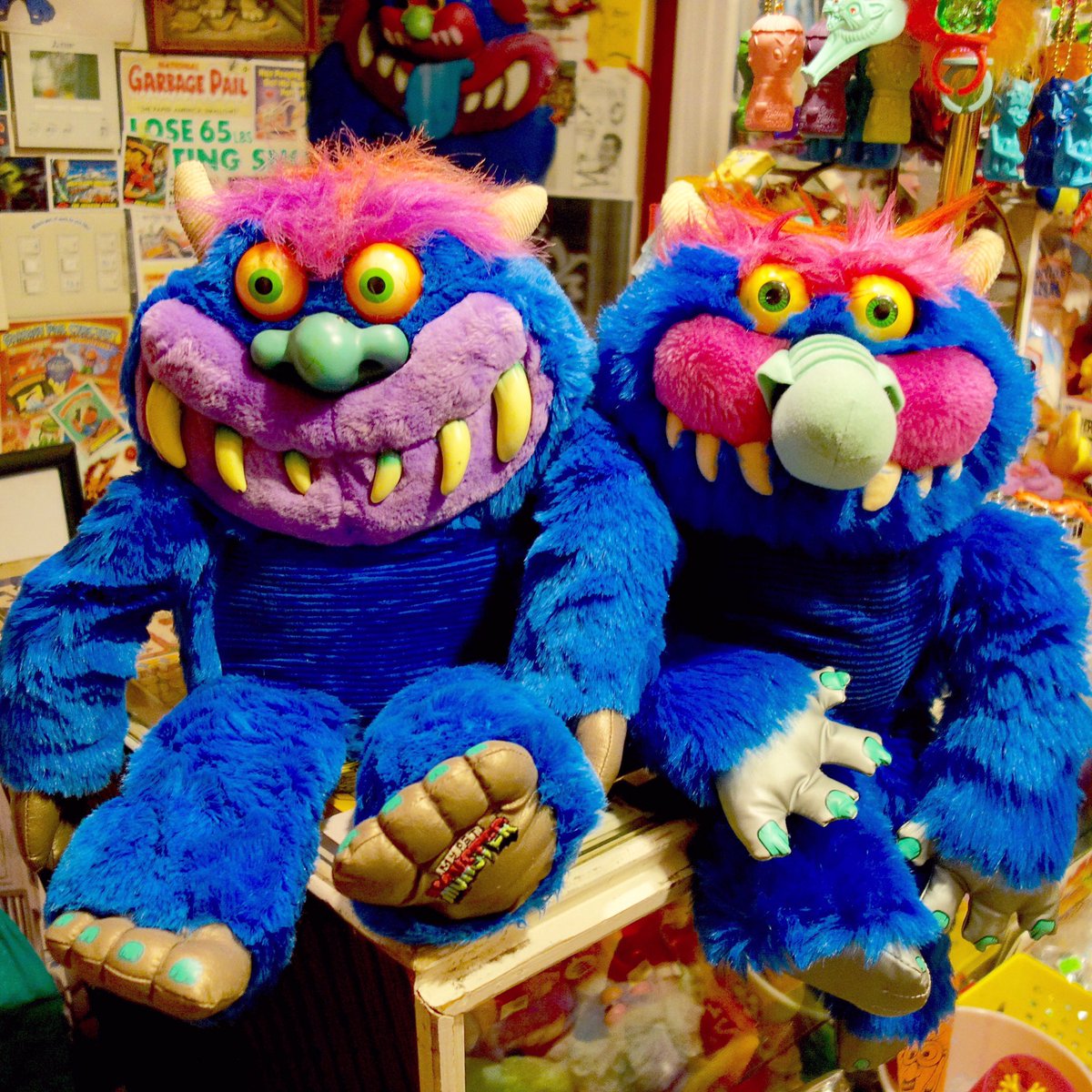 Toy Collectables Rpm בטוויטר My Pet Monster 左側 01年製 右側 08年製 年代や発売されたお国によって お顔も違います 1980年代製のノーマルや 少し小さめuk版も 沢山の在庫がございますよ Mypetmonster Monster マイペットモンスター T Toy Collectables Rpm בטוויטר My Pet Monster 左側 01年製 右側 08年製 年代や発売されたお国によって お顔も違います 1980年代製のノーマルや 少し小さめuk版も 沢山の在庫がございますよ Mypetmonster Monster マイペットモンスター T