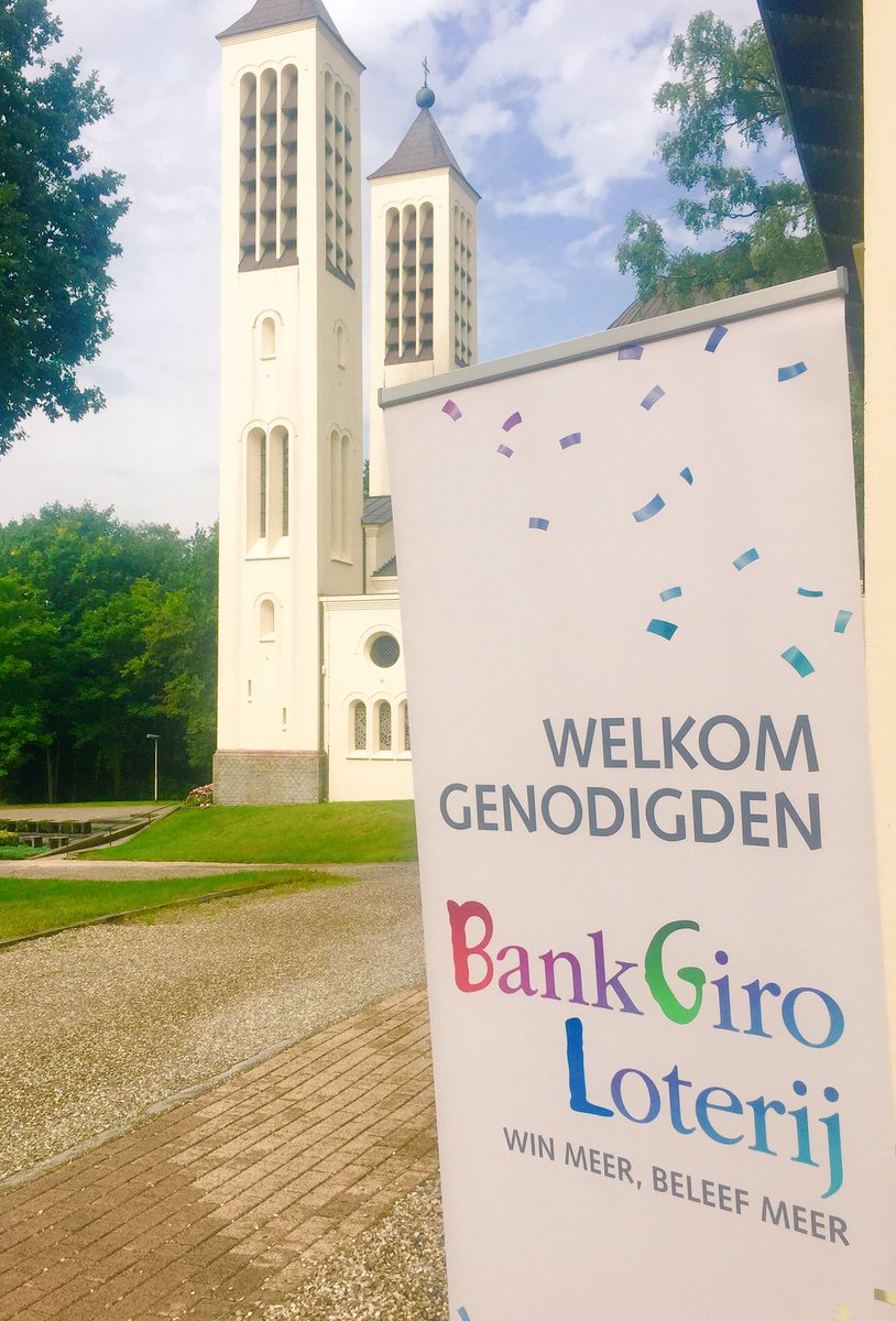 catharijne's tweet photo. De voorbereidingen voor de VIP-ontvangst bij het #grootstemuseum van Nederland voor speler van de @bankgiroloterij zijn jn volle gang! https://t.co/ry4DXWSU3V