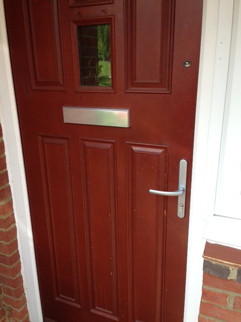 LocksmithsTTK's tweet photo. Your brass looking a bit dated, upgrade your door furniture to satin for a fresh new look. https://t.co/P3SJReuIcm