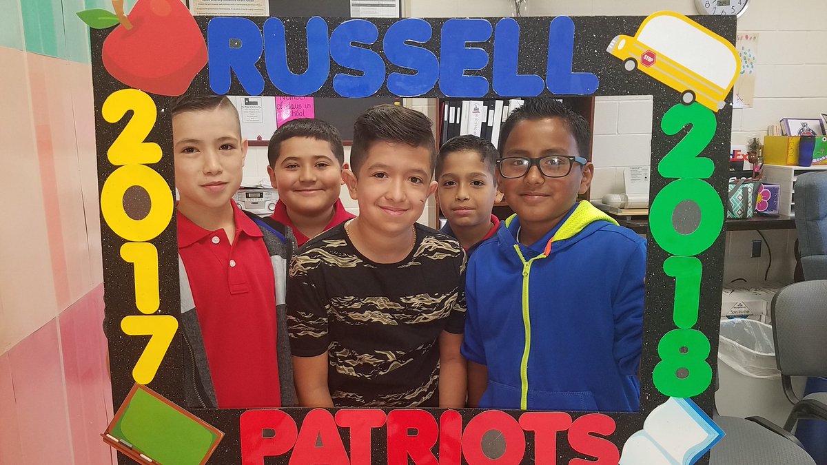oscarcantu_jr's tweet photo. Thanks for a great beginning to our school year! #RussellES
#bestyearever https://t.co/NKt48Ct4Mh