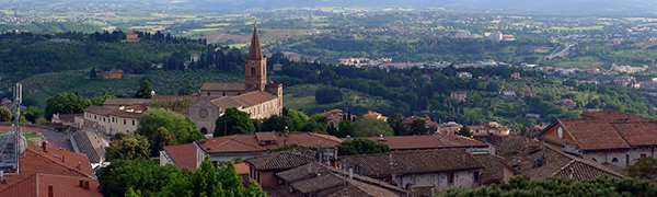 perugiapost's tweet photo. La #natura in città! #trekking #aperitivo #perugia https://t.co/PtpYD8TrIA @lucagammaitoni @neneb72 @AlessiaDorillo  @etombesi https://t.co/wnqUetG2f6