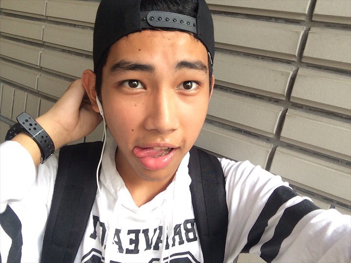 itskyleaponte's tweet photo. No filter..ang panget ko!!😂😵
#NOFILTER #bae #pinoy #pinoybae #pangetko #Philippines https://t.co/MXqUXSmvPq