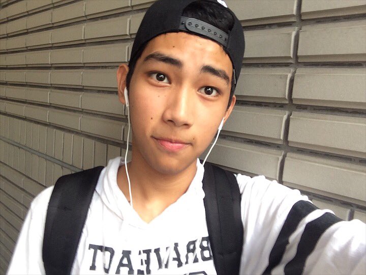 itskyleaponte's tweet photo. No filter..ang panget ko!!😂😵
#NOFILTER #bae #pinoy #pinoybae #pangetko #Philippines https://t.co/MXqUXSmvPq