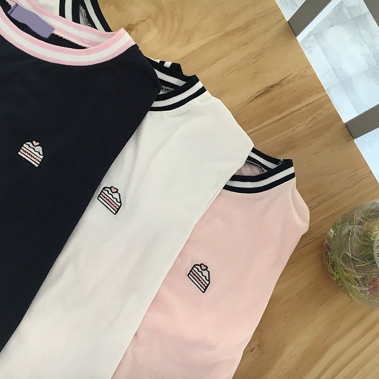 Baby_PeachU's tweet photo. 🍑Pre-oder #เสื้อ 🍑
รหัส N-623
ราคา 250 บาท
ค่าส่ง : ลทบ. 30 บาท EMS 50 บาท
Size : ยาว 61 รอบอก 100 แขน 41 (ซม.)😊
#BPeachU 💖 https://t.co/3DmcgZGtvn