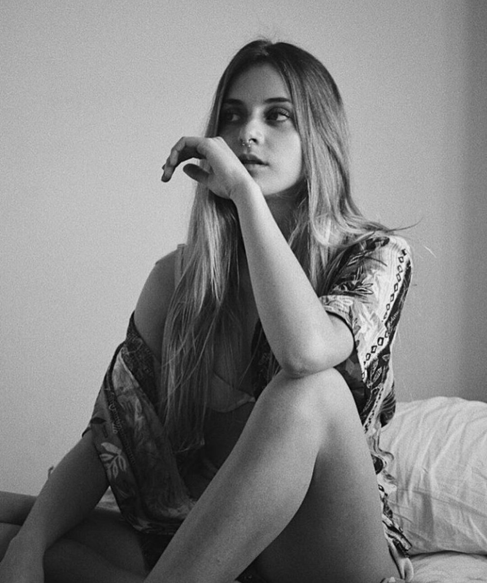 Buenos días hoy he decidido ser mas productiva a si que roleare mas #lumos