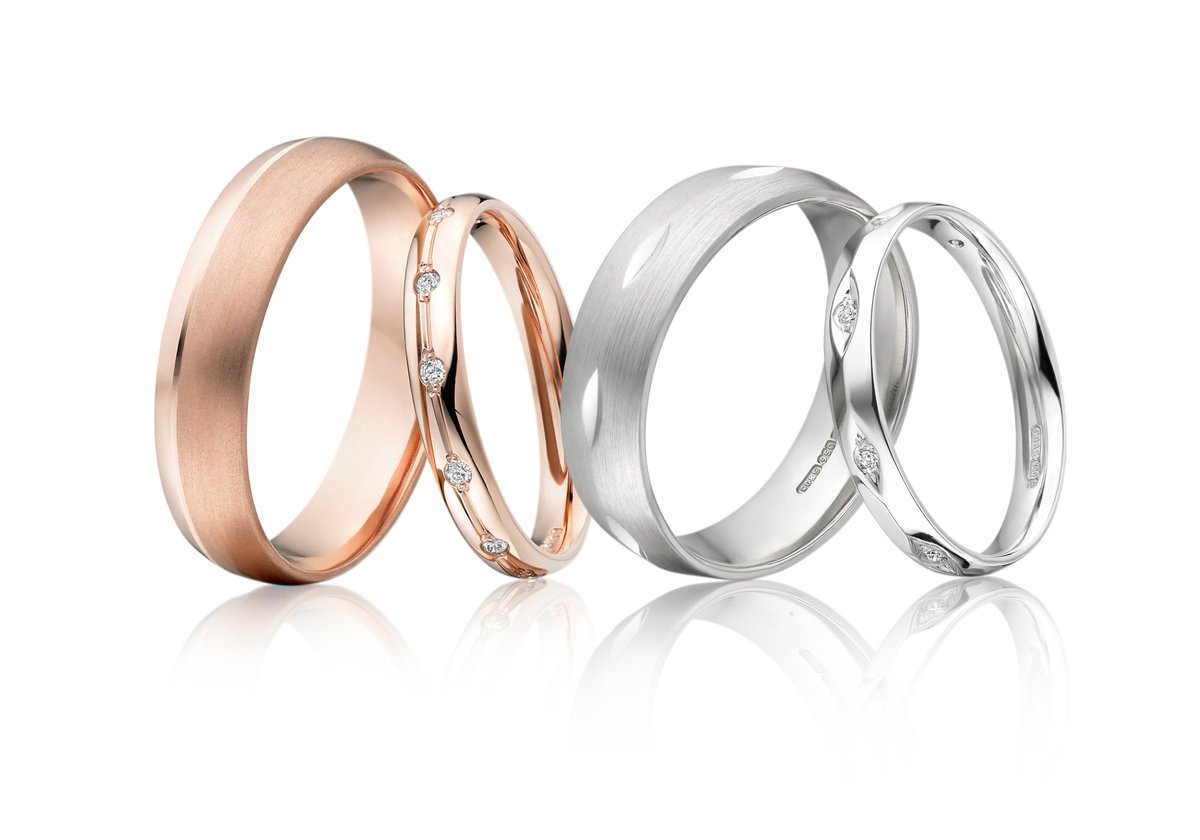 RichardSintonJ's tweet photo. Planning a #winterwedding Don't forget we have 17% off wedding rings for the rest of 2017. Come in store to find out more https://t.co/XtBI8rutWQ
