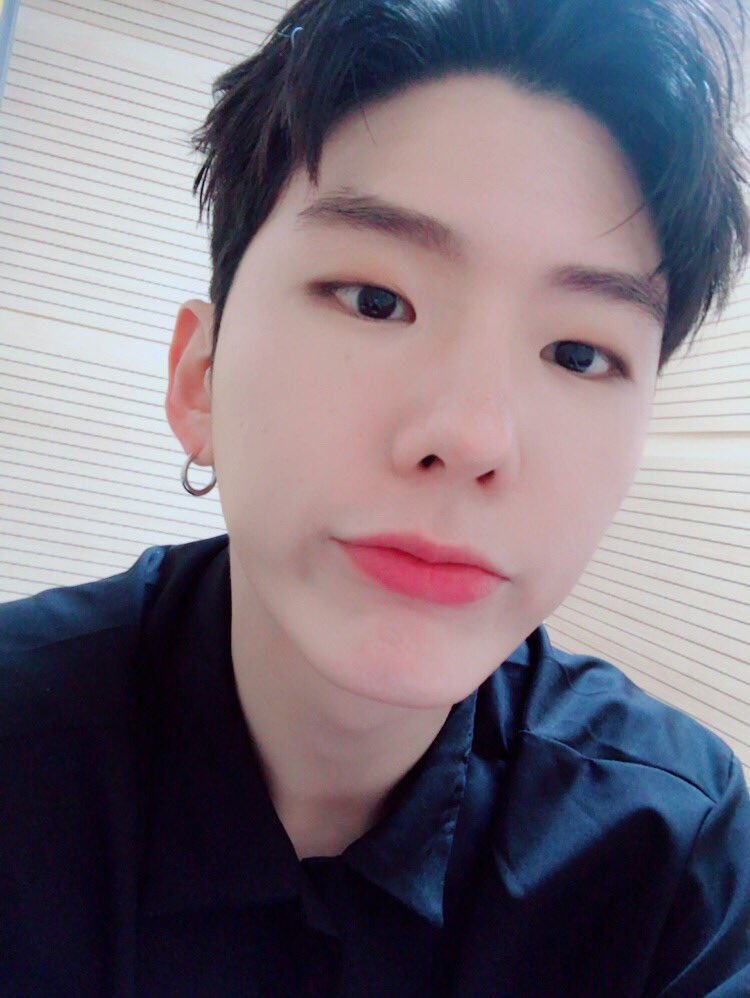 OfficialMonstaX tweet picture