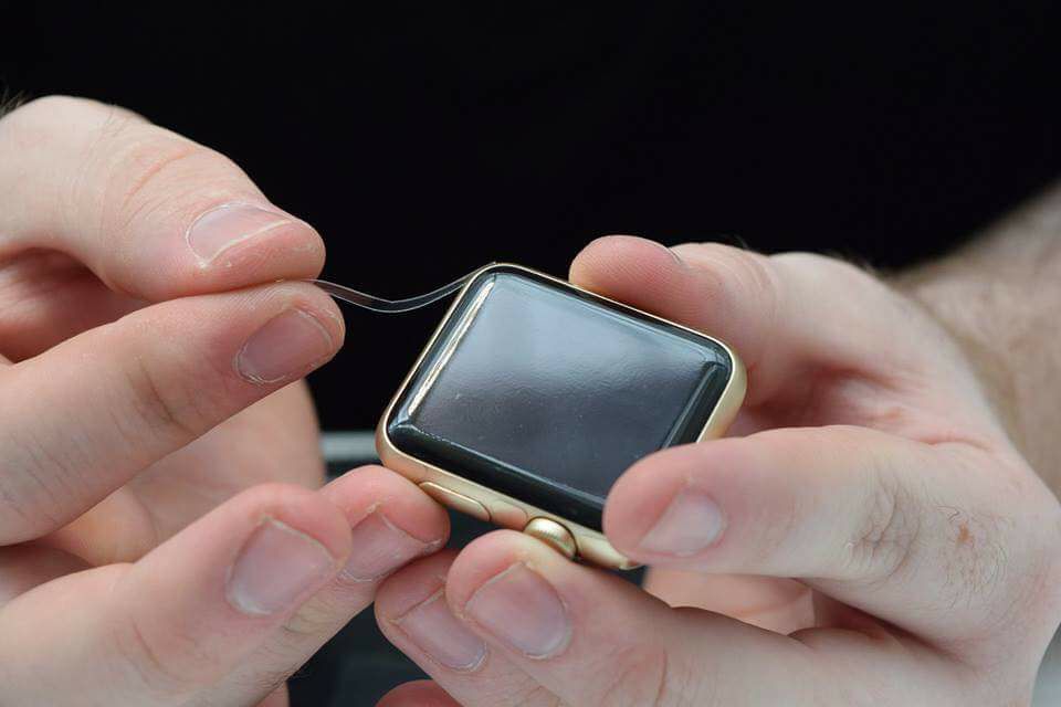 We don't just #protect phones, tablets, laptops and gaming consoles. We also protect smart watches ⌚️
#mobileoutfittersuk #watch #apple