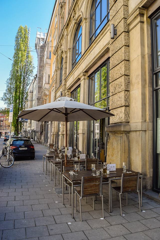 NeroGrill's tweet photo. Terrassenwetter - auf geht’s zum Mittagessen im nero
#terrassenwetter https://t.co/lQMutwvLLY