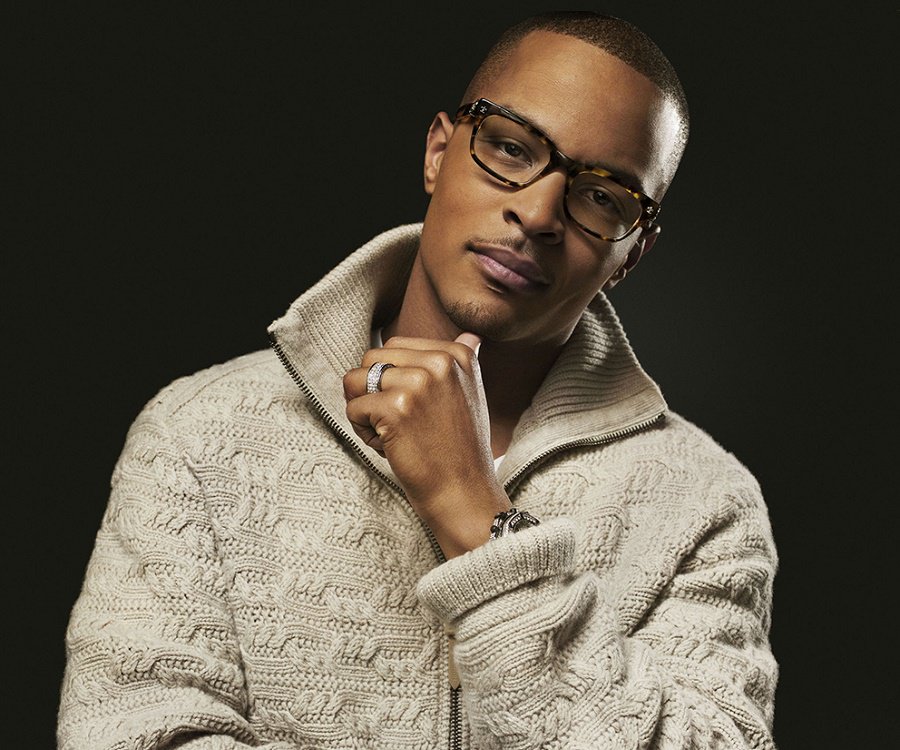 Moonabimbola's tweet photo. #HurricaneHarvey: T.I. calls Joel Osteen a Fraud: American rapper Clifford Joseph Harris… https://t.co/ryLTEXbSTg https://t.co/eTY9Sy29Cp https://t.co/bEN03YyUI1