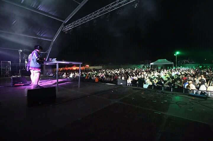 DjPartisana's tweet photo. Gracias @FestBioRitme !
#bioritme2017

Foto: @CaterinaLlopart https://t.co/eLmHXhRD2i