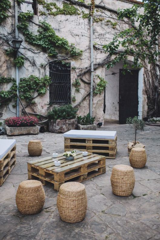 innovias's tweet photo. Nos encanta la idea de incluir una zona #ChillOut 🍃  en la #boda 😌 . 
¿Y a ti? 👉 https://t.co/4UITtPsTTn 
#innovias #bodas #relax https://t.co/W886AUsXi2