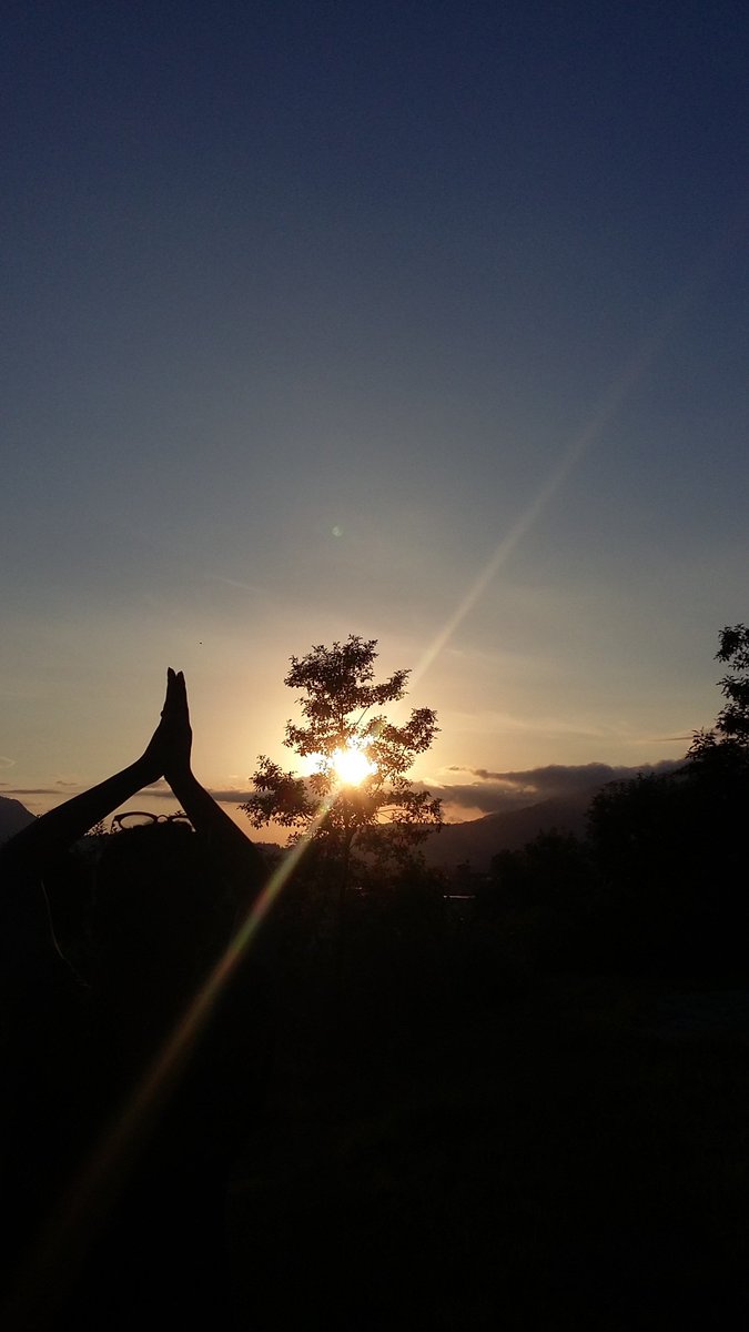 thetamang98's tweet photo. This is what i do when i get bored at home.Walking near to the forest with bomb view of the sunset. #Nepal #behappymakehappy #namaste https://t.co/FJD8L4dtza