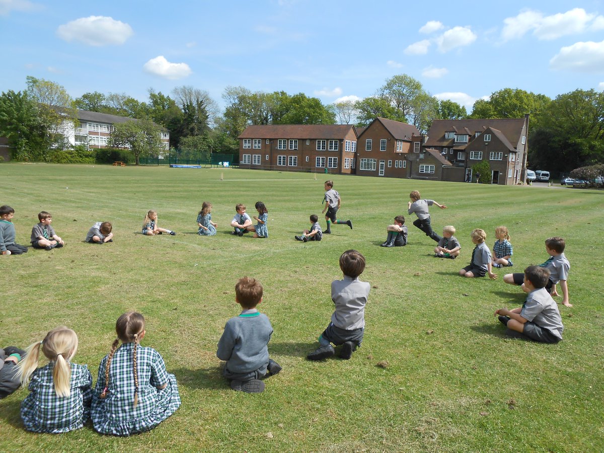 BabySurrey's tweet photo. On 5th October, @ChintSchool in Tadworth is hosting an open morning - register your interest now! https://t.co/8ng5obTKIh https://t.co/OWstCzAhvE