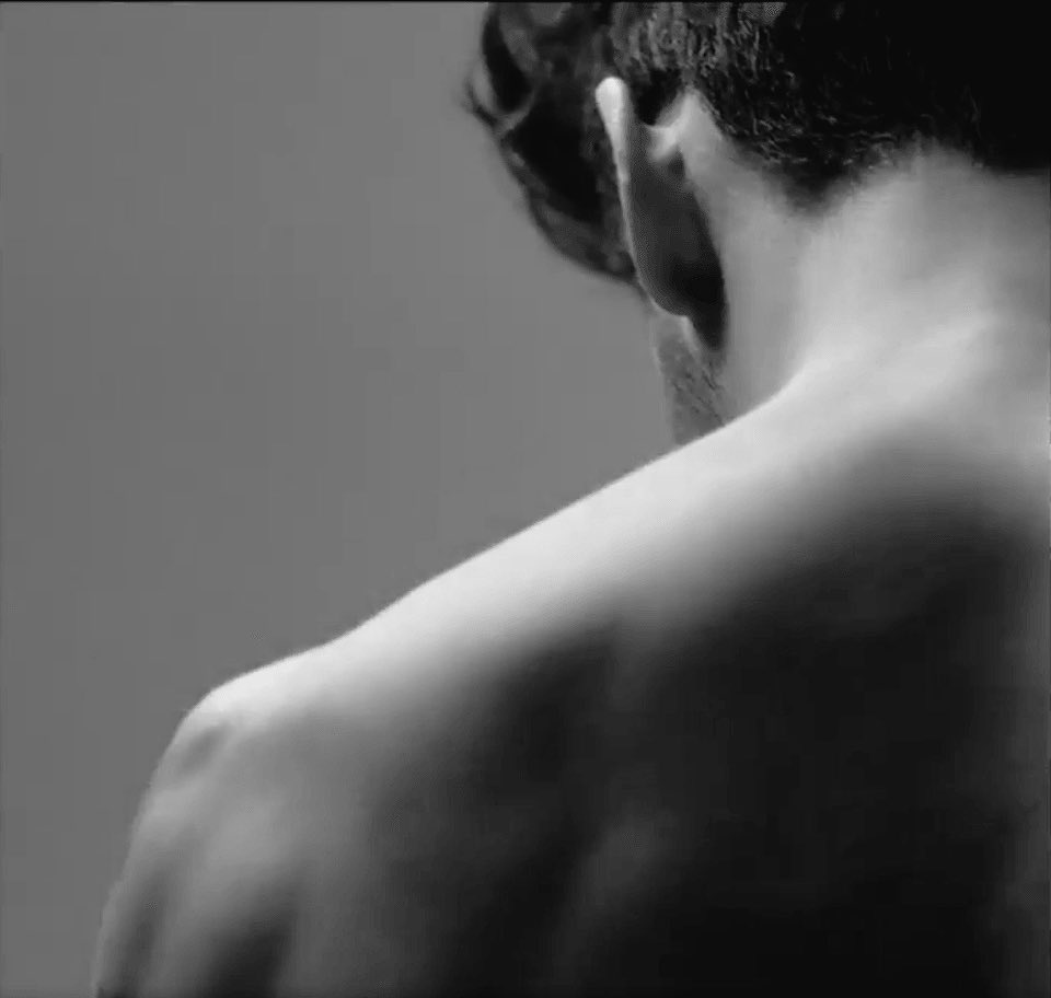 Liam_A51's tweet photo. — You know, I love it, when the music's loud. But c'mon, strip that down for me, baby. https://t.co/JbEENlSJHQ