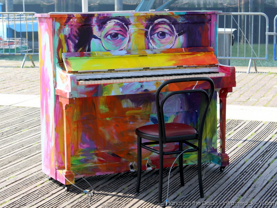 Intramurock's tweet photo. 27/08/17: Pianos on the Docks, par @Intramurock et @Ville_Boulogne... Retrouvez toutes nos photos sur la page Facebook de l'asso! https://t.co/FZPlJ4fXlQ