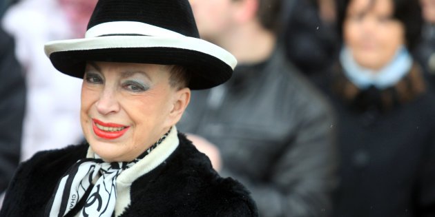 JFGuyot's tweet photo. Bon anniversaire, Geneviève de Fontenay (85 ans)! #photoAFP https://t.co/iRRSR3cjgF
