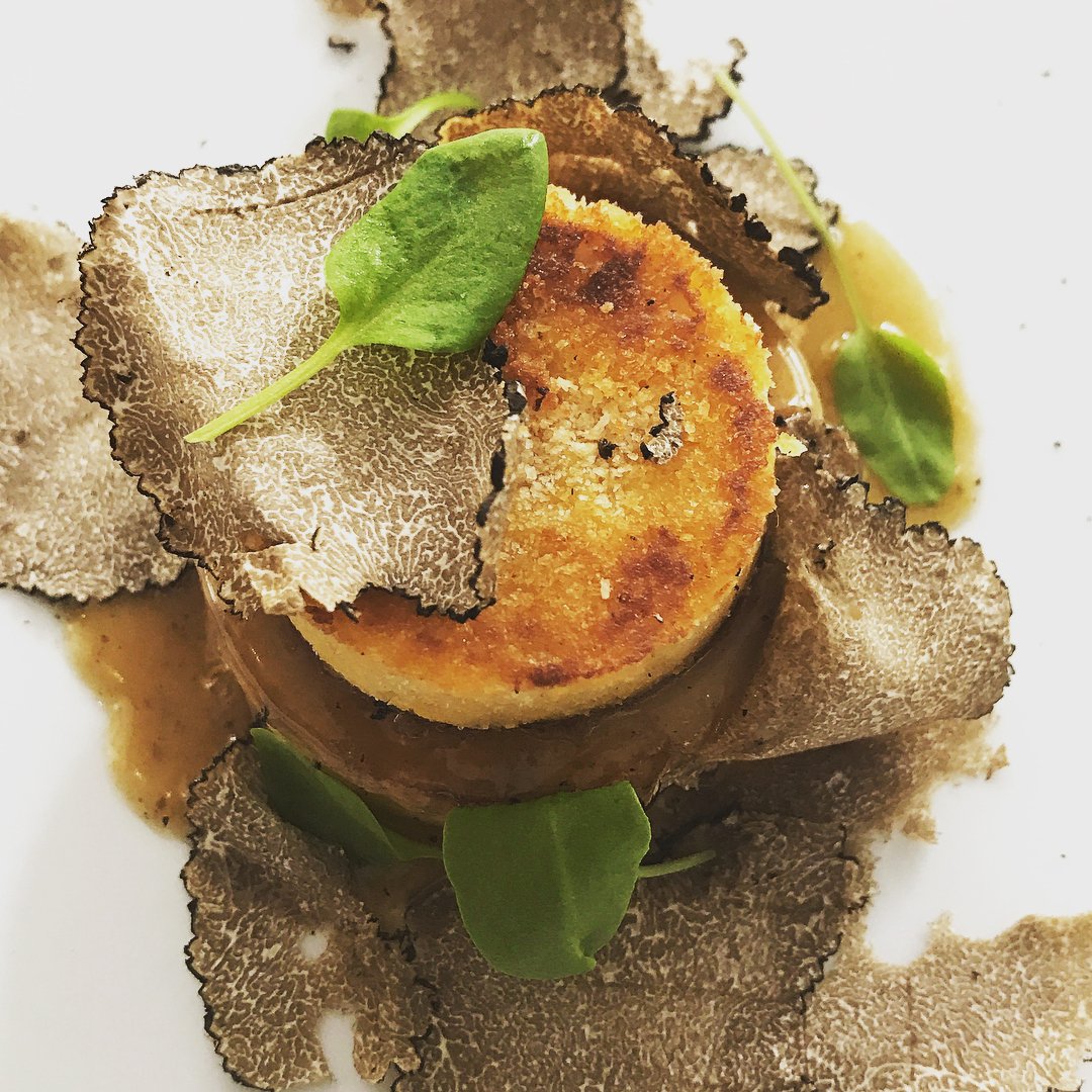 KnightsbridgeRG's tweet photo. Pre-Autumn prep #veggiecentric @701restaurant wood roasted celery root|rutabaga sformato•madeira•truffles•sorrel
https://t.co/ZiDfIxLmpA https://t.co/zq4HmYpDCl