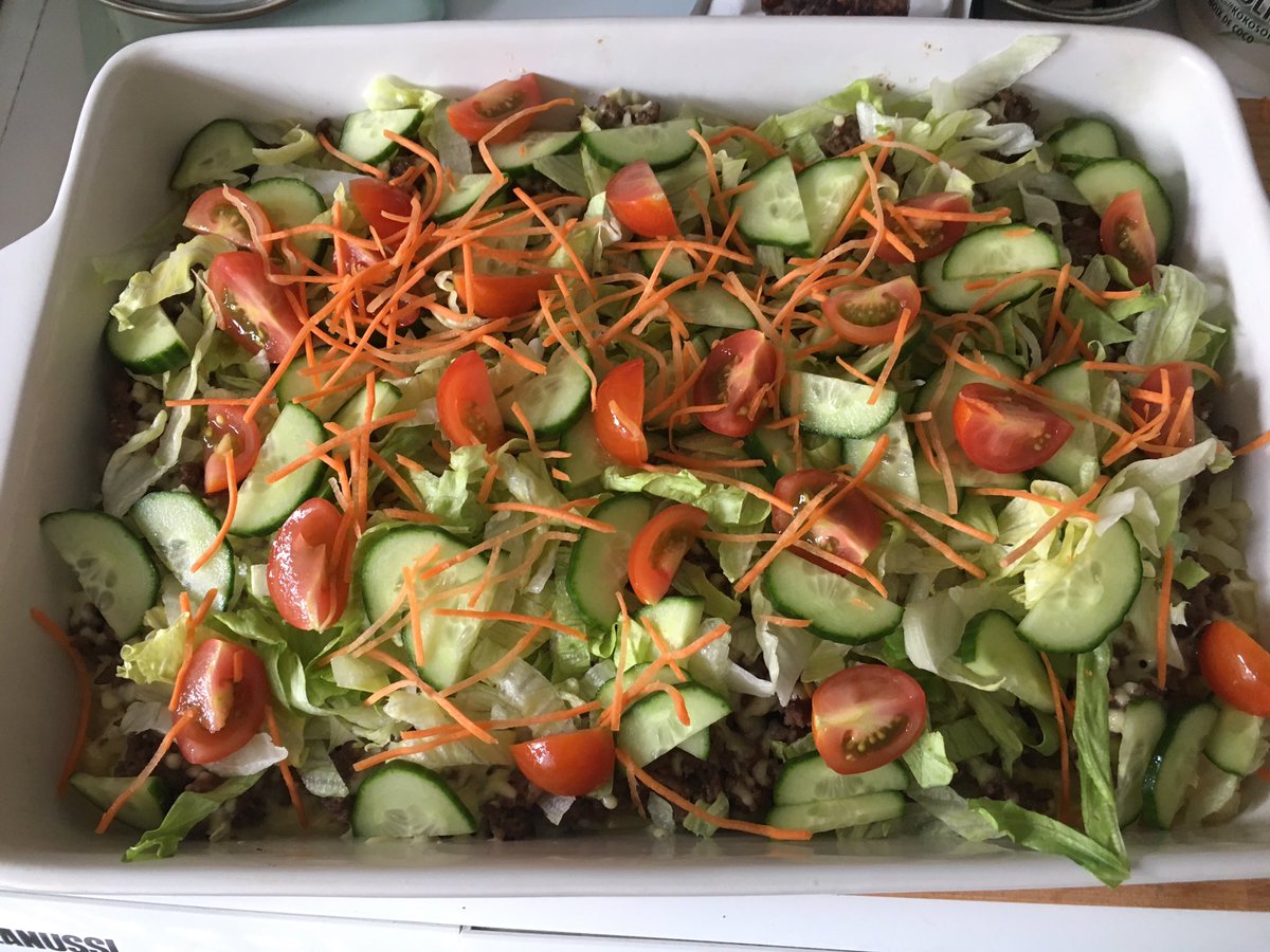 Vanavond weer de overheerlijke variant van #kapsalon maken😋 #lekkerensimpel