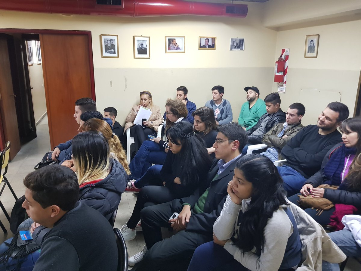 JRCbaCapital's tweet photo. Cumplimos nuestro primer año de gestión con una reunion con visita del Senador Español del PSOE Juan Andrés Tovar Mena. https://t.co/GwkGW96Awk
