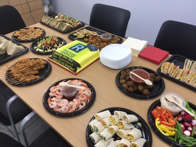 RingRoadGarage1's tweet photo. Ring Road would like to wish Gordon all the best on his retirement with a much deserved celebration!🎉#party #HumpDayMotivation #retirement https://t.co/sKN9pqRUPX