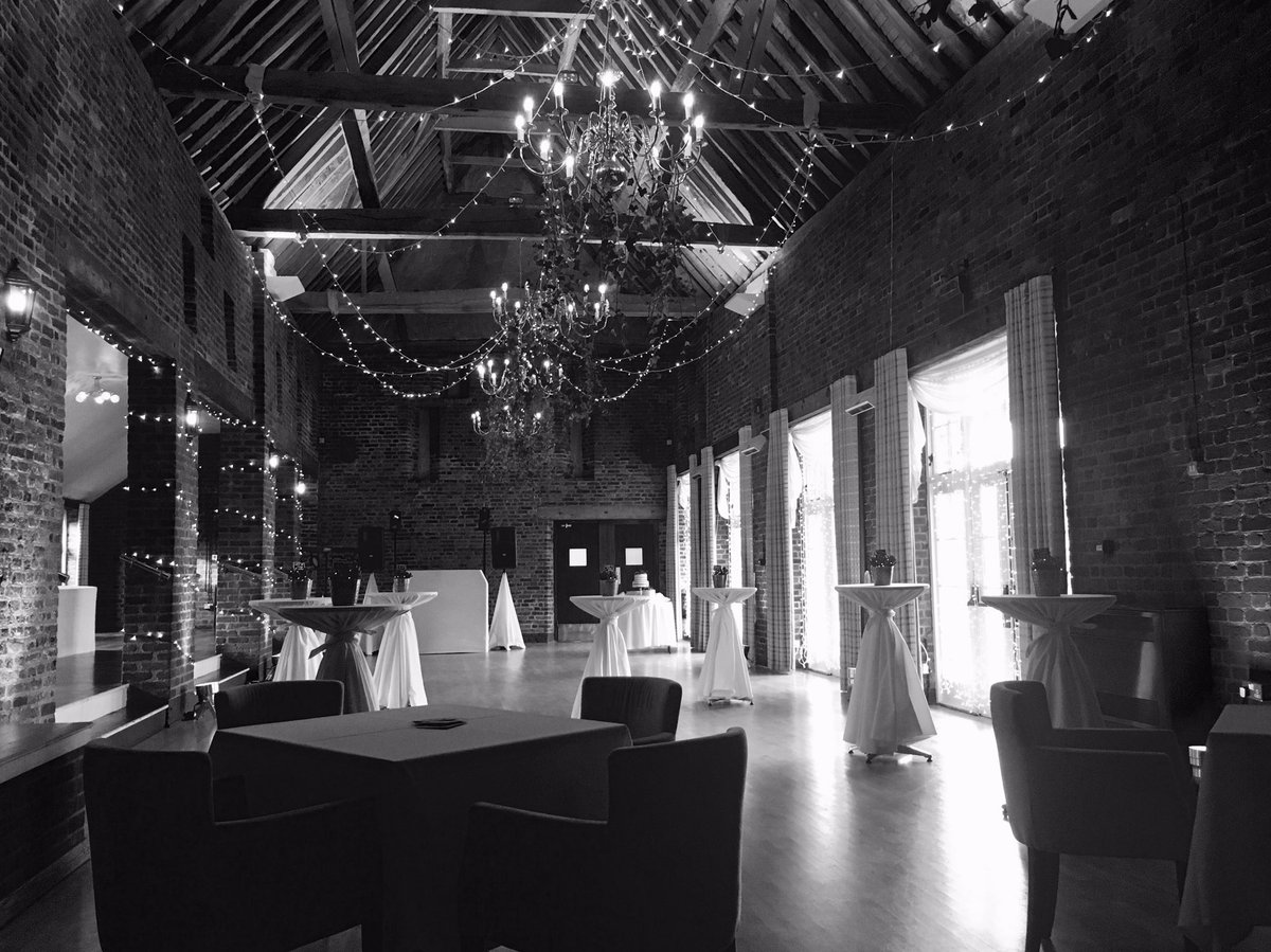 FortyHallBanq's tweet photo. Our favourite set up so far!  Ivy from chandeliers and fairy lights! Tables for our bowl food! 🍚🍵 #WeddingReception #Enfield #FortyHall https://t.co/J1KPVMW3qS