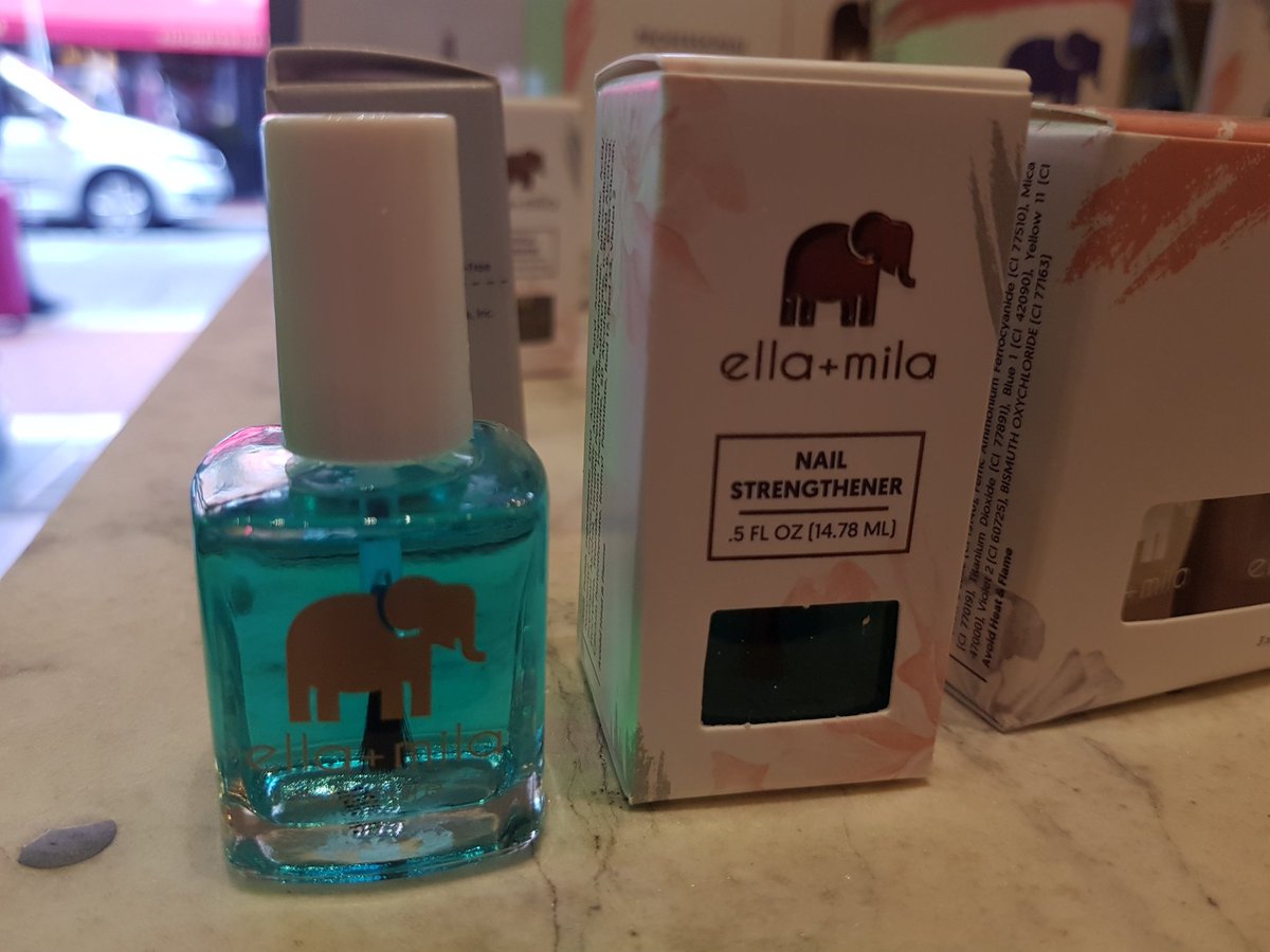 SkinfullAffairs's tweet photo. First Aid Kiss back in stock!! #ellamila #nailstrengthener #firstaidkiss #finally #hurray #vegan https://t.co/Z7kYfTq0In