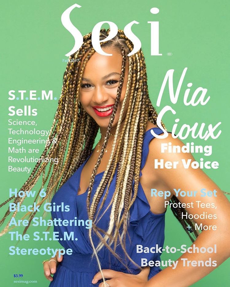 thedancerspage's tweet photo. I love this cover of the magazine!! Also I love this next photo!❤️ @NiaSioux @DanceMomHolly #SesiMag #DanceMoms https://t.co/T4mAvfOT73