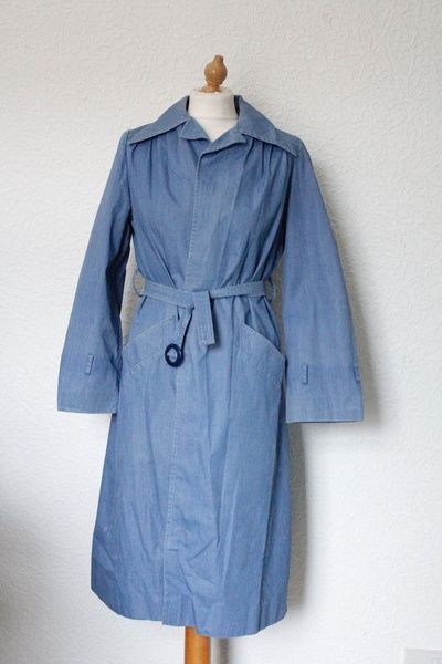 MimisLoft's tweet photo. RETURN OF THE MAC: Light Blue #Vintage duster jacket #trenchcoat #vintagefashion #dusterjacket #recycledfashion https://t.co/rDrc5R2EgH https://t.co/ushiF8Zim5