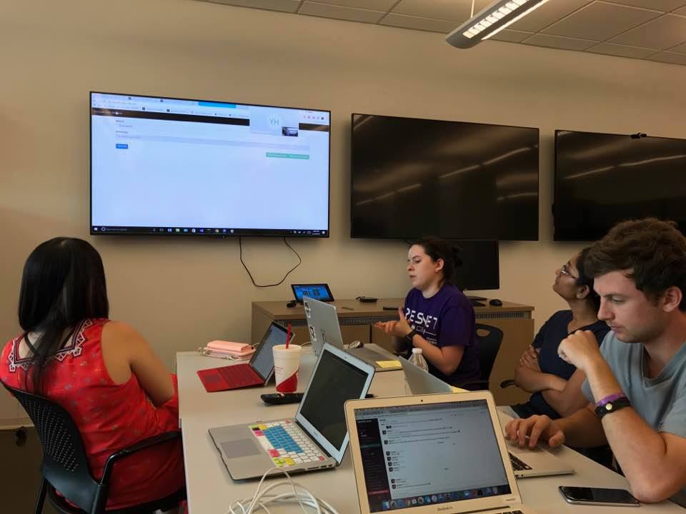 kstate_bigdata's tweet photo. #DailyUpdate, 15 Aug 2017: conference call w/@Livermore_Lab in new @kstate_bigdata conference room @kstate_CIS. #InfoExtraction #DataScience https://t.co/N2MngArLP5