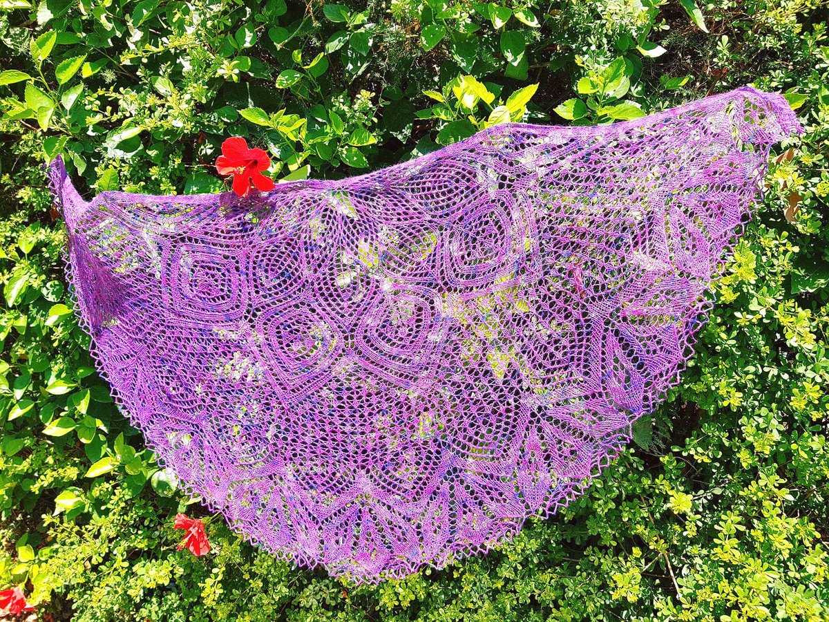 LeftedKnits tweet picture
