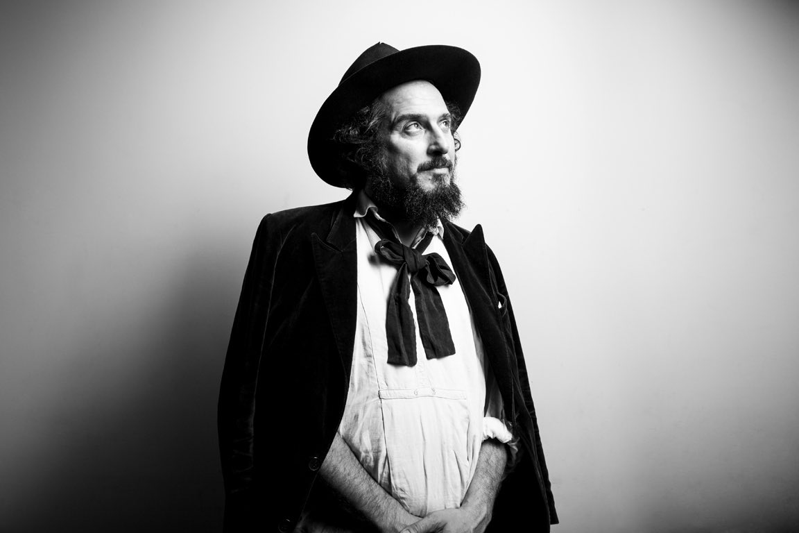 UmbriaFolkFest's tweet photo. #BNL, #UmbriaFolkFestival e #Capossela per sostenere la ricerca con #Telethon 
https://t.co/7t0HmPnAb7 https://t.co/0Z86PwQYJp