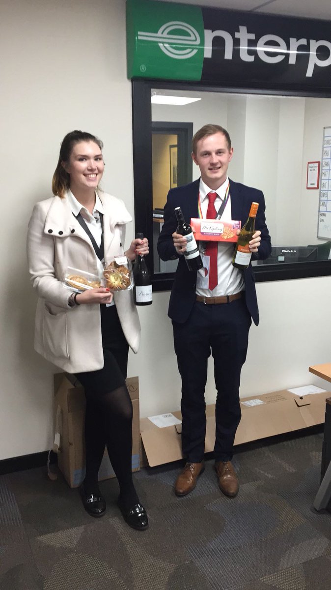 katrine_ramsay's tweet photo. Party in #SC11 today with these goodies dropped in by a customer for James &amp; I going above and beyond 🤙🥂 #eracscotland https://t.co/EuVe5dl10K