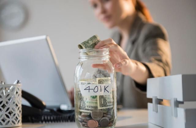 TheEdSnyder's tweet photo. The 401(k) Mistake You Can’t Afford to Make by @seemomwrite via @usnews #401k #onvest https://t.co/LwXfWoOln9 https://t.co/Cs3l2Z4yeD
