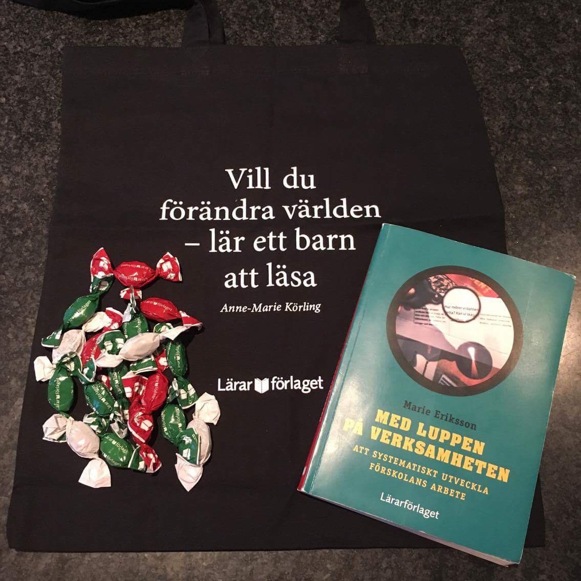 Snart bokmässan i Göteborg, med lansering av min sjätte bok "Barnbokens magi" Lärarförlaget har laddat med litterära karameller och lakrits.