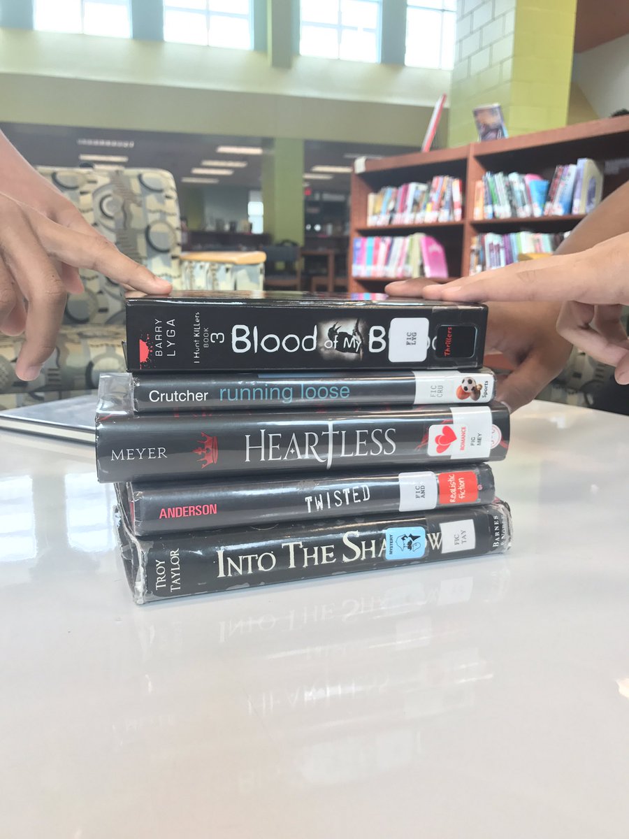 hdecaturrogers's tweet photo. Spine poetry!! #KHSCDCommit #getlitwithlit https://t.co/MSPKyFiLsP