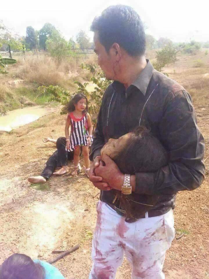 Habeebinamdar's tweet photo. This's not a matter of religion. It's a matter of humanity.
Still they killed innocent women &amp; childs in Burma
May ♥Allah♥ protect our Ummah https://t.co/0l9zXns0Uq