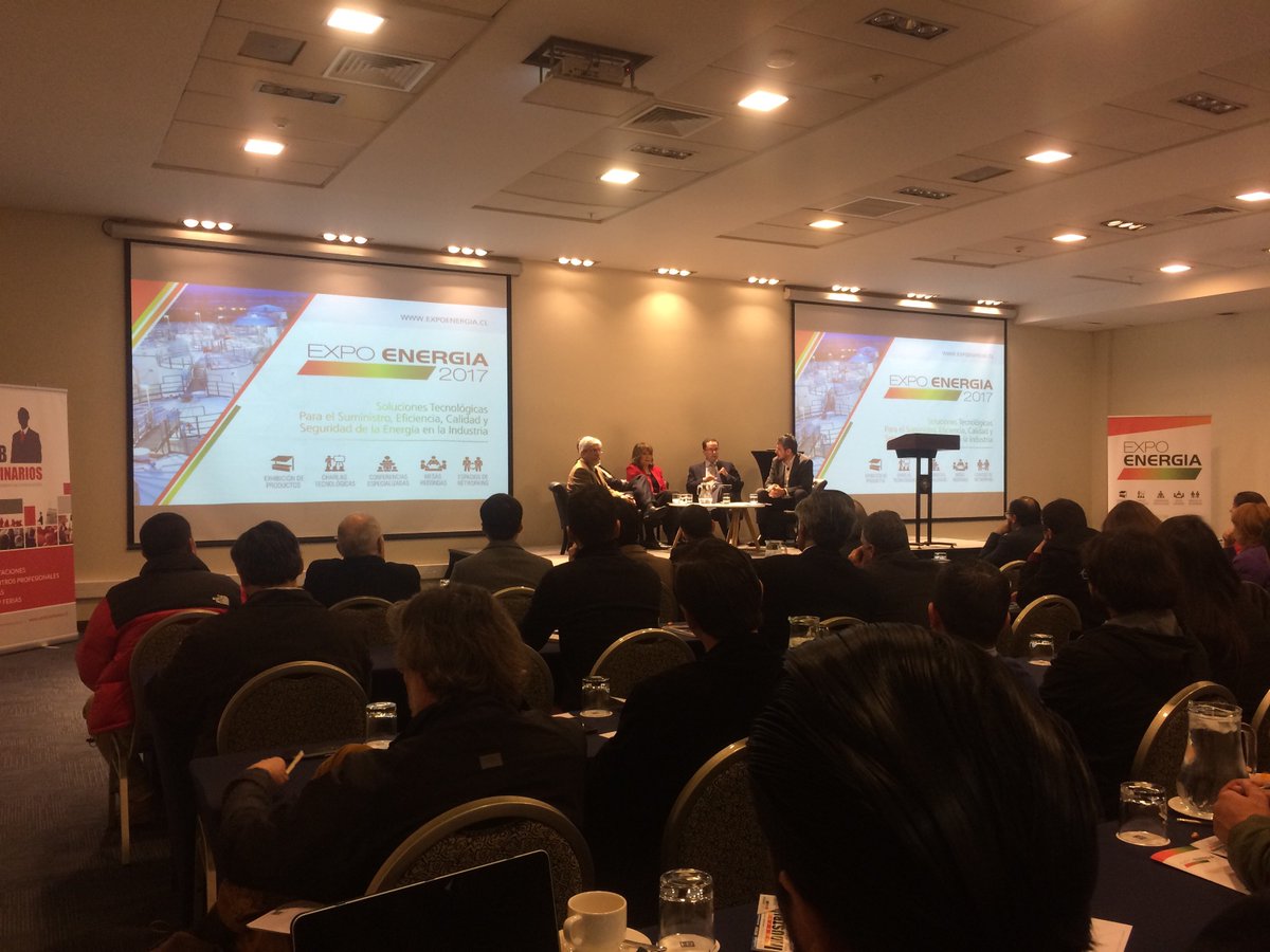 sufijaspa's tweet photo. Sufija presente en #expoenergia2017! Aprendiendo del Futuro Energetico de Chile. @acesol @ACERAAG @MinEnergia https://t.co/7L01Q0EYuX
