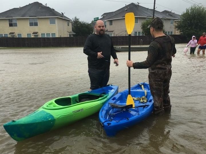 With his truck and a borrowed kayak, this school counselor is out  rescuing in #Houston #Harvey #HarveyHeroes n.pr/2wlW7v1 <a href="/NPR/">NPR</a>