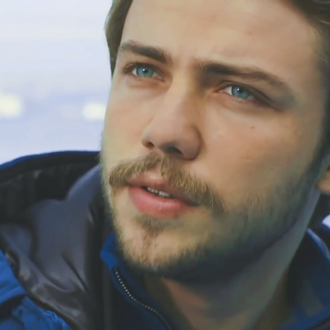 Красавчик Tolga Saritas