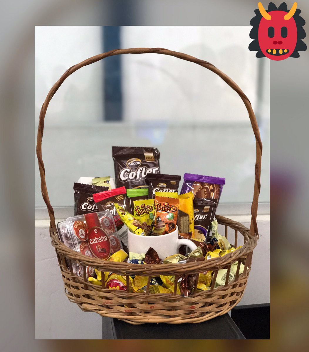 XXXSantaAna's tweet photo. TE VAS A PERDER ESTA CANASTA DE CHOCOLATES ❓❓
$5 EL NÚMERO ❌❌❌ https://t.co/Ve37AlSs7M