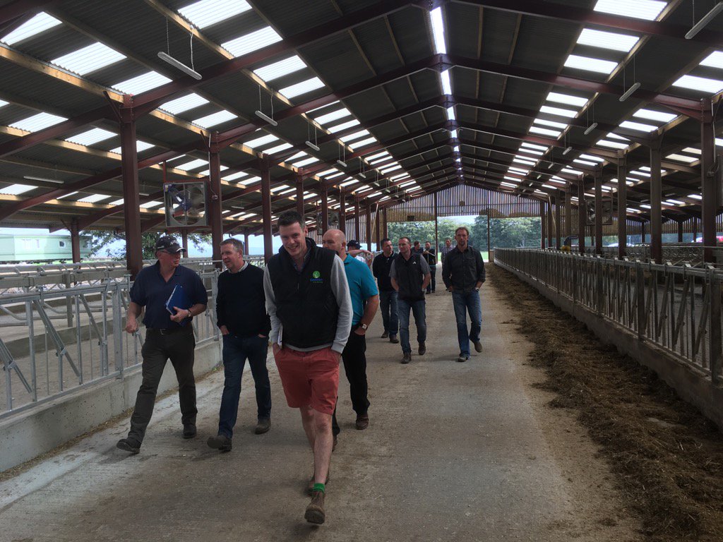 wildmanheather's tweet image. #discussiongroup #learningissexy striding out