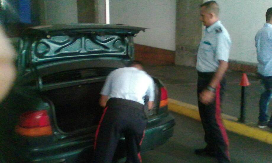 IkaiLedezma's tweet photo. CCP de Apoyo y Servicios en Seguridad y Control de acceso a Instalaciones de la Gobernación de Estado https://t.co/xF1tAEwhgH