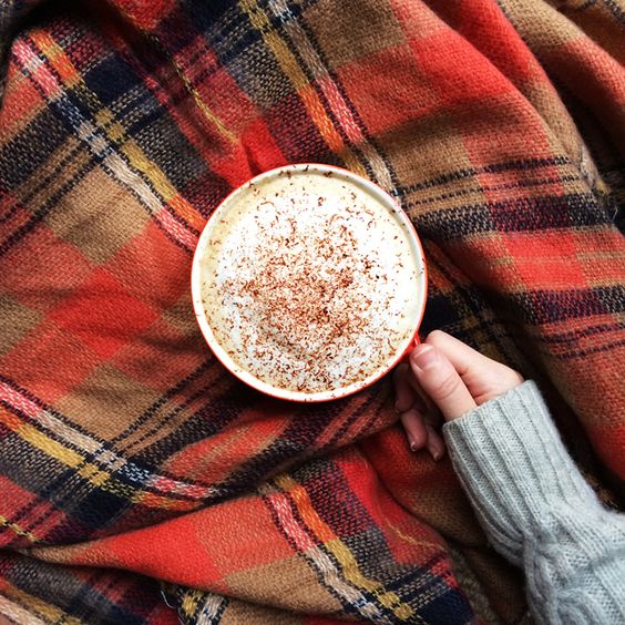 AMS_Signs's tweet photo. Can’t wait to be cozy with a nice cuppa on a cold autumn day. It's the little things in life that make it enjoyable. #AutumnIsComing https://t.co/OwqvqwQs6D