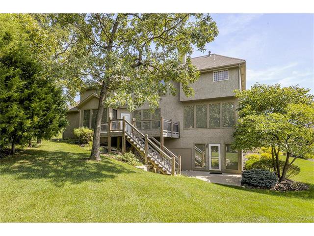 What a great home in a wonderful area. Open House Sunday 1-3
sa.kw.com/WAP/SharedProp…
