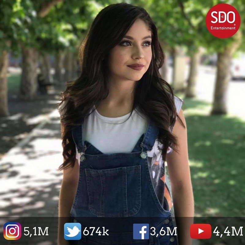 sdocompany's tweet photo. #TalentoSDO - @karolsevilla . Actriz, youtuber y cantante.
Actualmente la personaje principal de Soy Luna
info@sdoentertainment.com https://t.co/SUfhE7DSLz