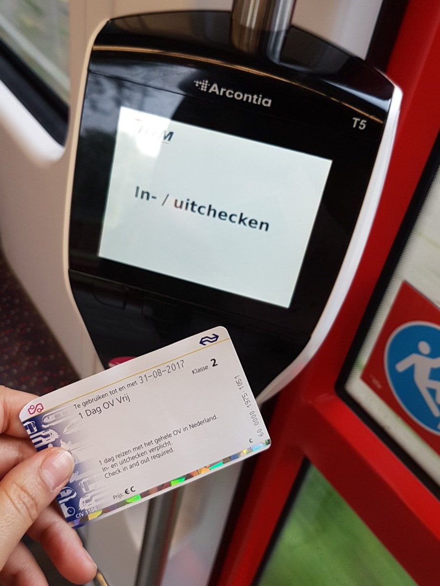 AYabzeg's tweet photo. #JVrace inchecken is ook duidelijk voor dove mensen. Dmv  een duidelijk schermpje. https://t.co/JoCFZ1bJx6