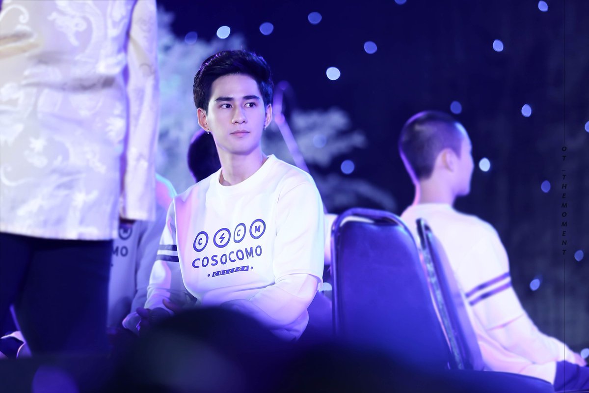 ot_themoment's tweet photo. หน้าร้อนเลยมีเหงื่อ แต่ถ้าไม่มีเบื่อต้องมีเธอ ❤😚
#MIRlastjourney  
#toeysittiwat 
#ImerbSittiwat https://t.co/tYxTcM7Ofv