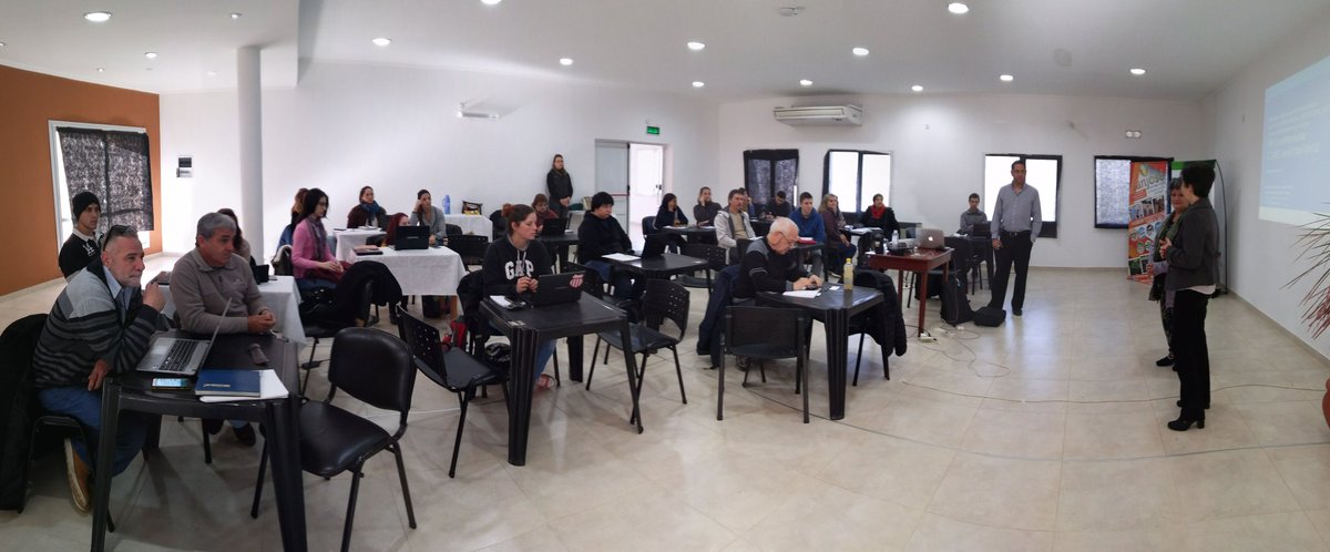 TurismoSJ's tweet photo. Comenzó el Taller presencial de #MarketingDigital para Servicios Turísticos dictada por @malmida de @MinTurismoAR @InnovacionTurAr https://t.co/GSt6BVC7HC